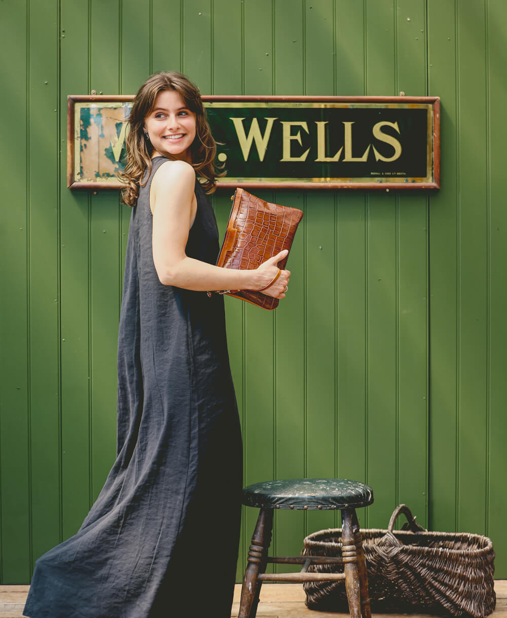 Oversized Diana 2 in 1 Clutch - Tan Croc - Will Bees Bespoke