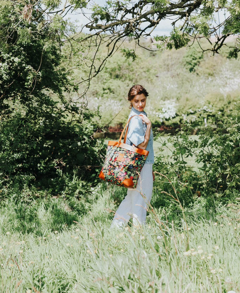 Large Tote - Woven Meadow in Bramble - Will Bees Bespoke