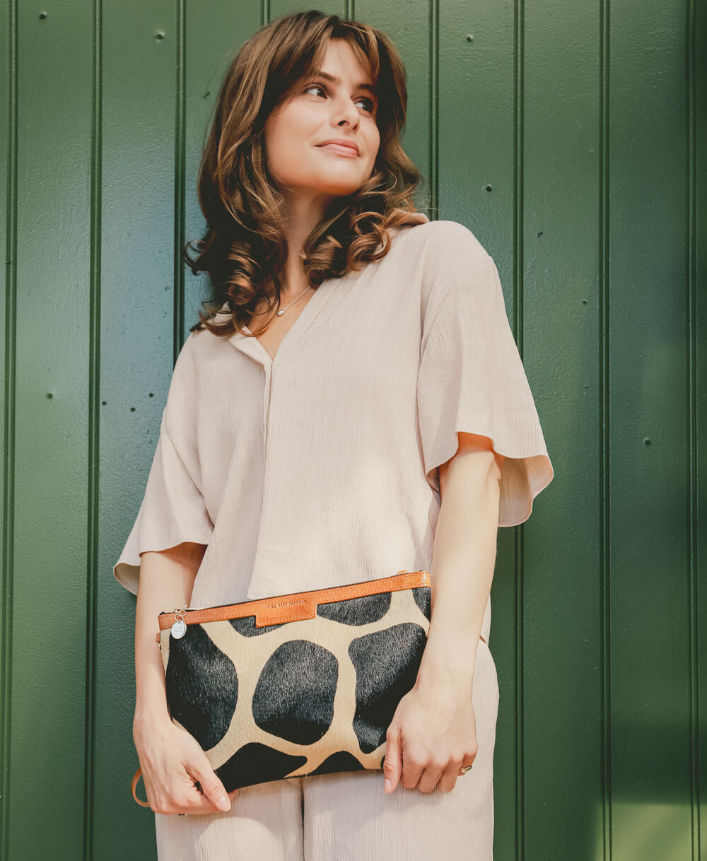 Oversized Diana 2 in 1 Clutch - Giraffe Spot - Will Bees Bespoke