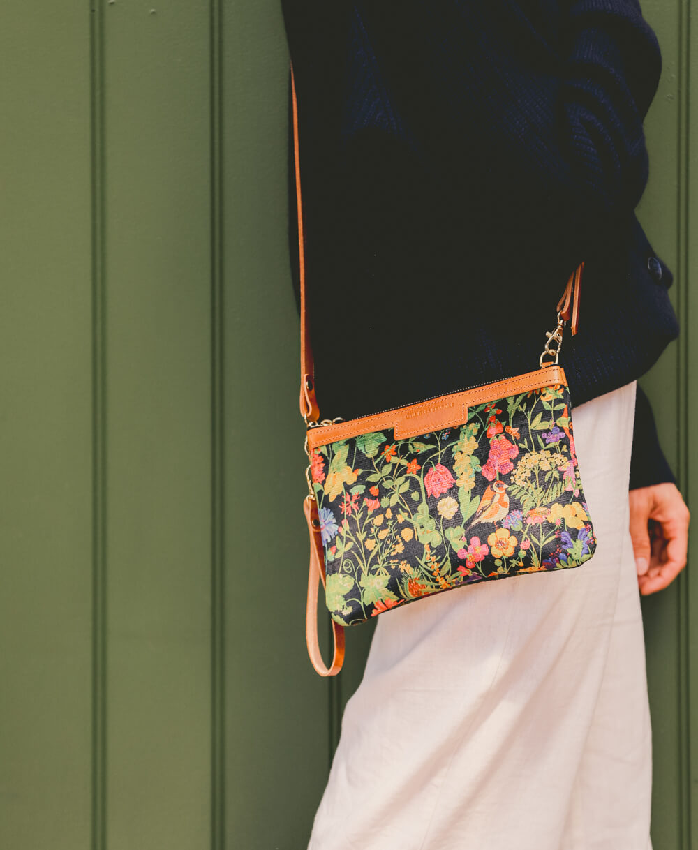 Diana 2 in 1 Clutch - Woven Meadow in Bramble