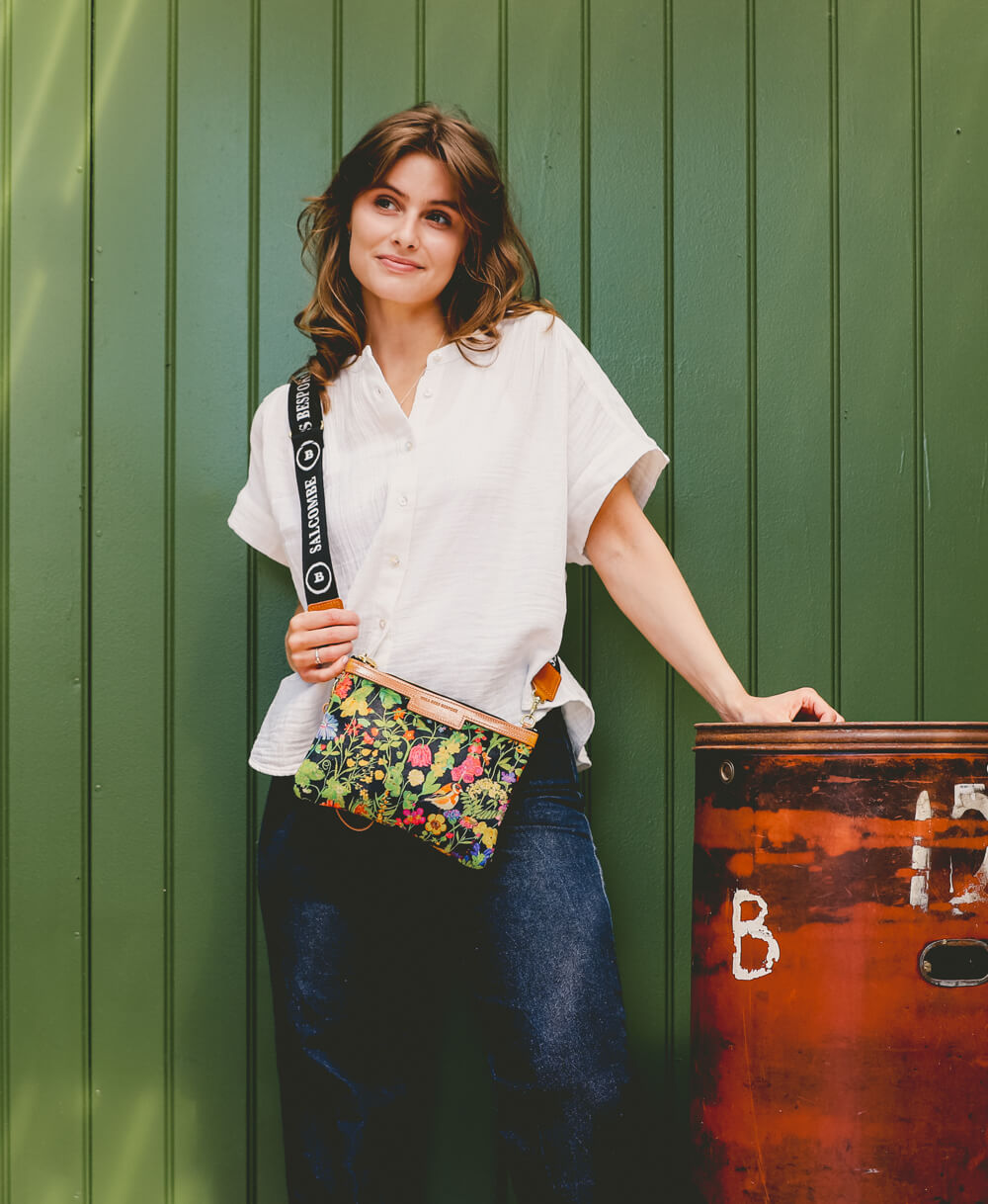 Diana 2 in 1 Clutch - Woven Meadow in Bramble