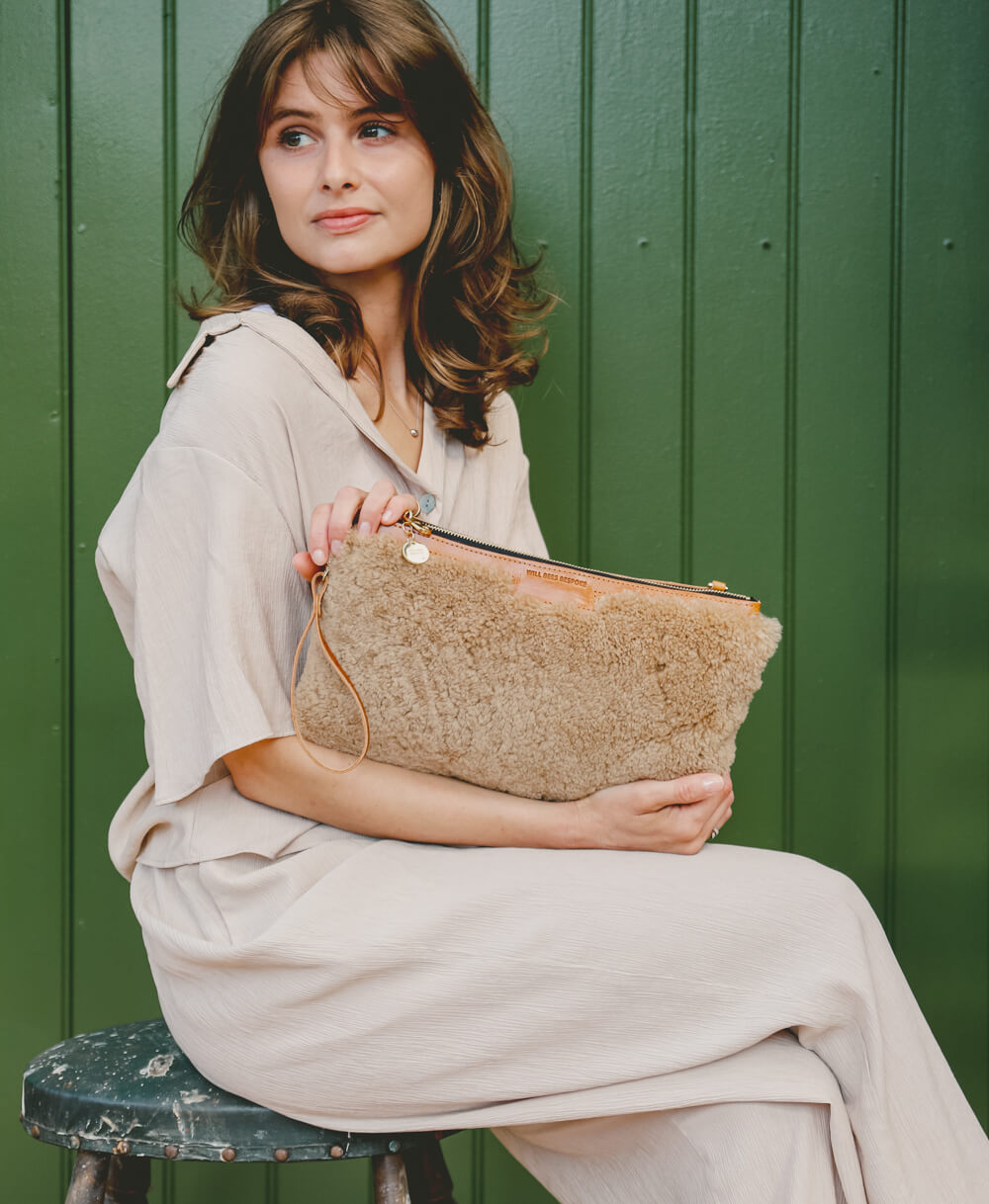 Oversized Diana 2 in 1 Clutch - Caramel Sheepskin