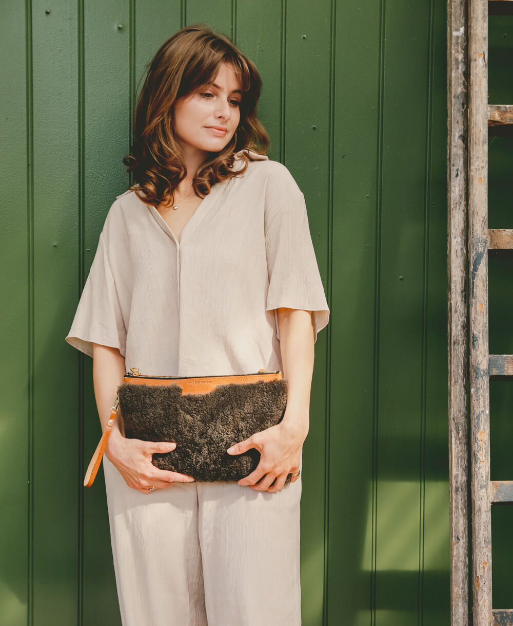 Oversized Diana 2 in 1 Clutch - Charcoal Sheepskin