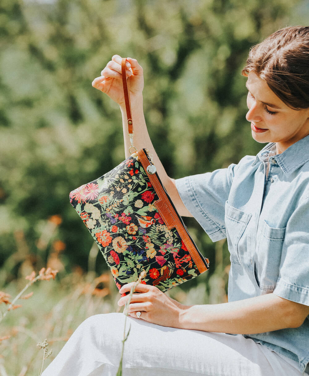 Oversized Diana 2 in 1 Clutch - Woven Meadow in Bramble - Will Bees Bespoke