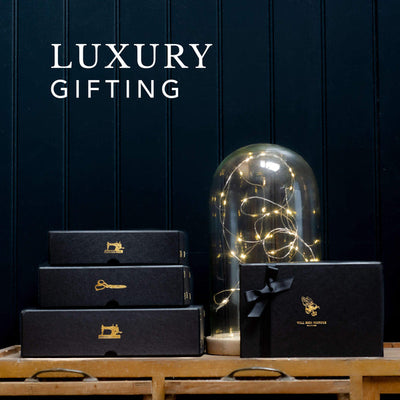 Diana 2 in 1 Clutch - Royal Bee in Coral Velvet - Will Bees Bespoke