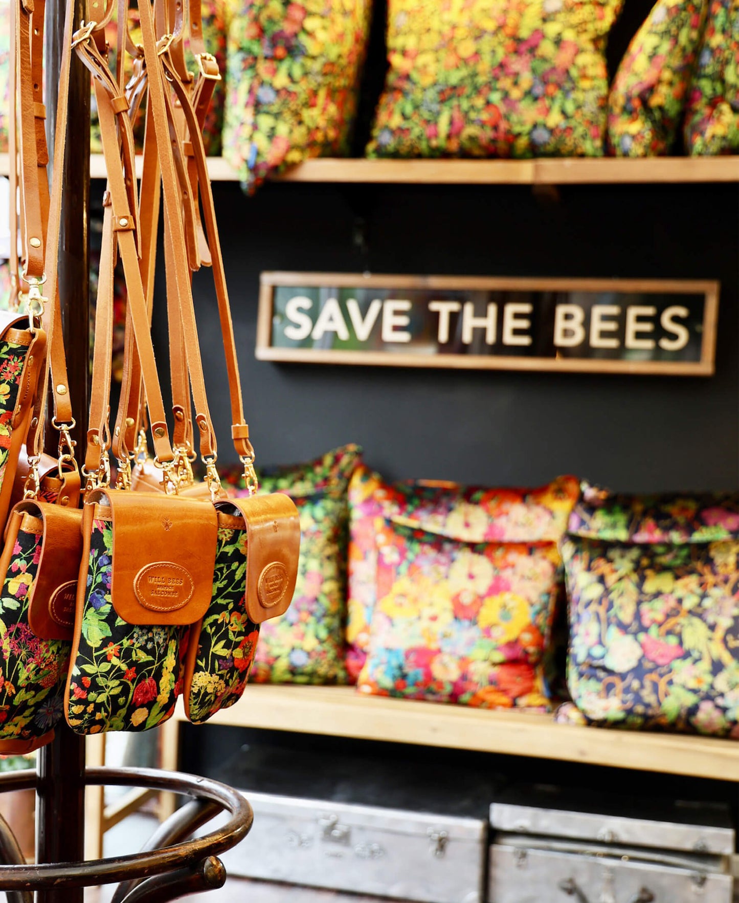 Phone Bag - Hexagon Hive in Ivy