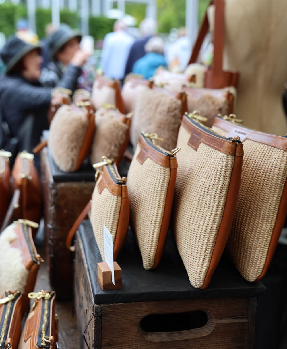 Mini Diana 2 in 1 Clutch - Raffia in Natural