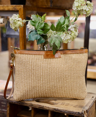 Oversized Diana 2 in 1 Clutch - Raffia in Natural