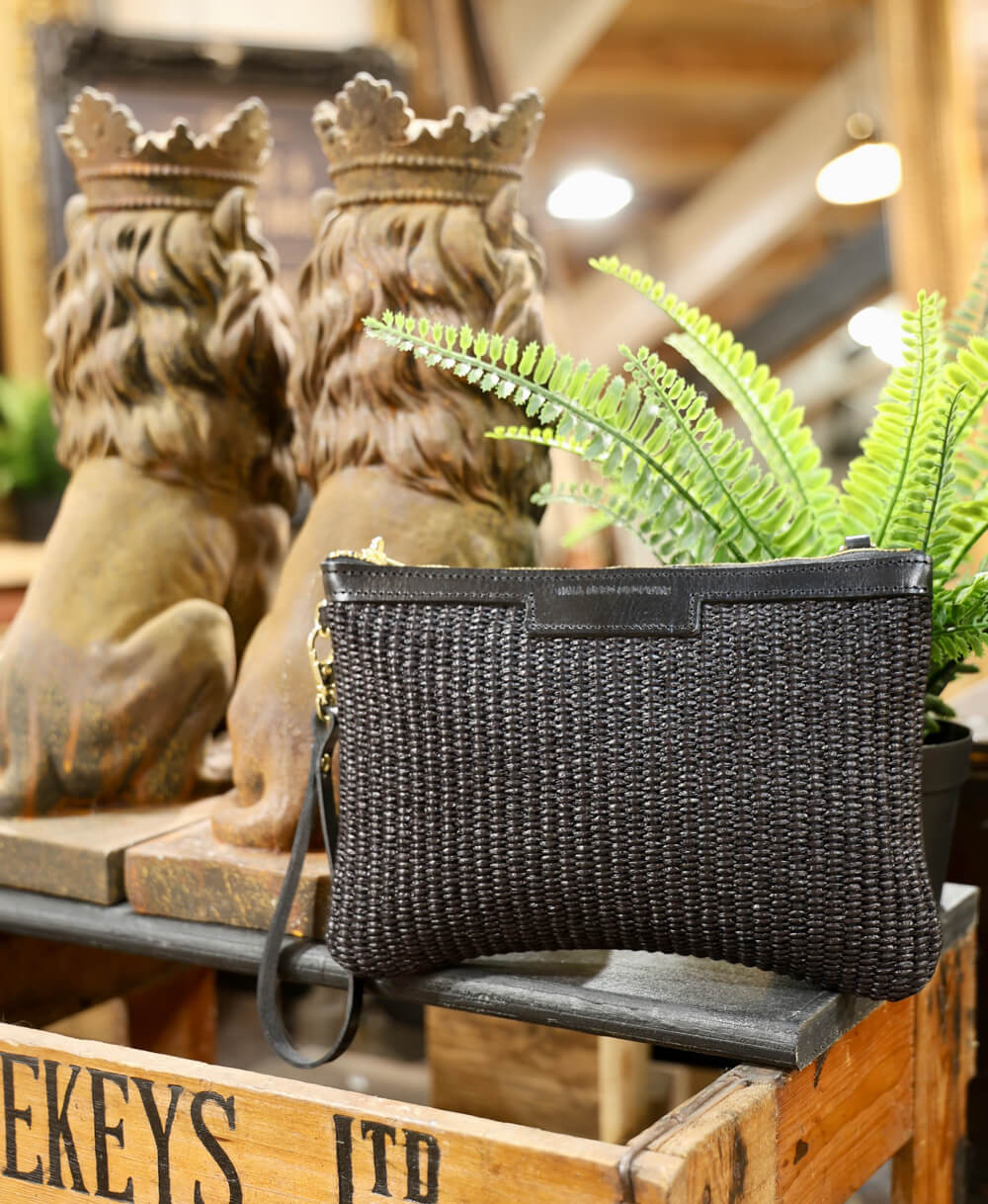 Diana 2 in 1 Clutch - Raffia in Black