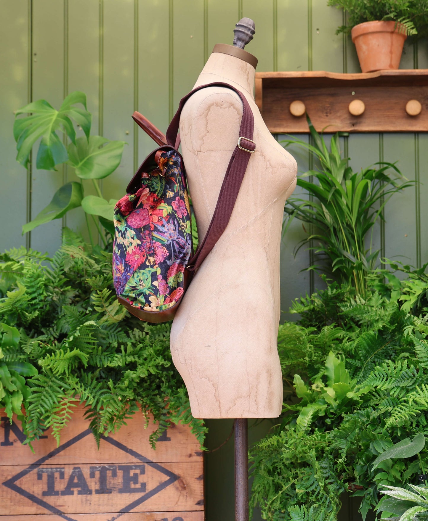 Gertie Backpack - Bee Story in Eden