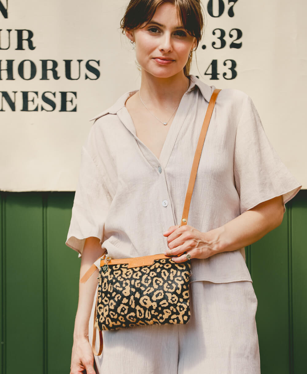 Diana 2 in 1 Clutch - Abstract Leopard