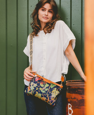 Oversized Diana 2 in 1 Clutch - Bee Tree in Sleep