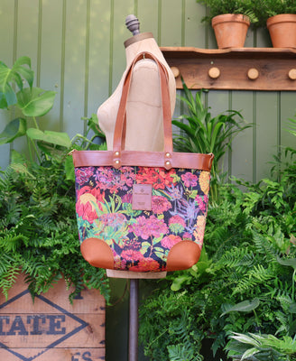 Medium Tote - Bee Story in Eden - Will Bees Bespoke