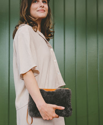 Diana 2 in 1 Clutch - Charcoal Sheepskin