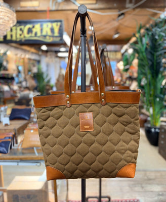 Large Tote - Quilted Linen in Tan - Will Bees Bespoke