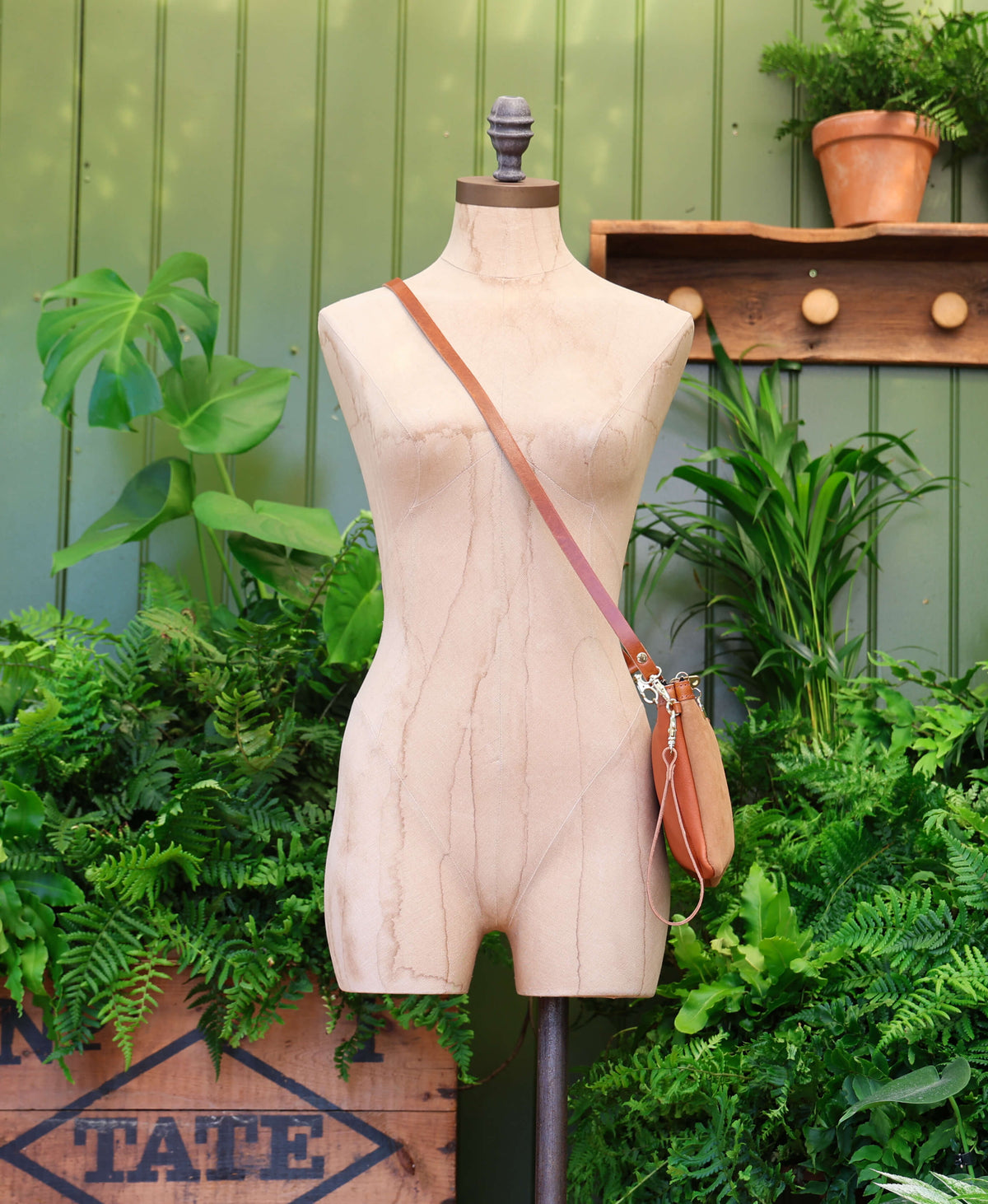 Diana 2 in 1 Clutch - Camel Suede