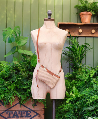 Mini Diana 2 in 1 Clutch - Raffia in Natural