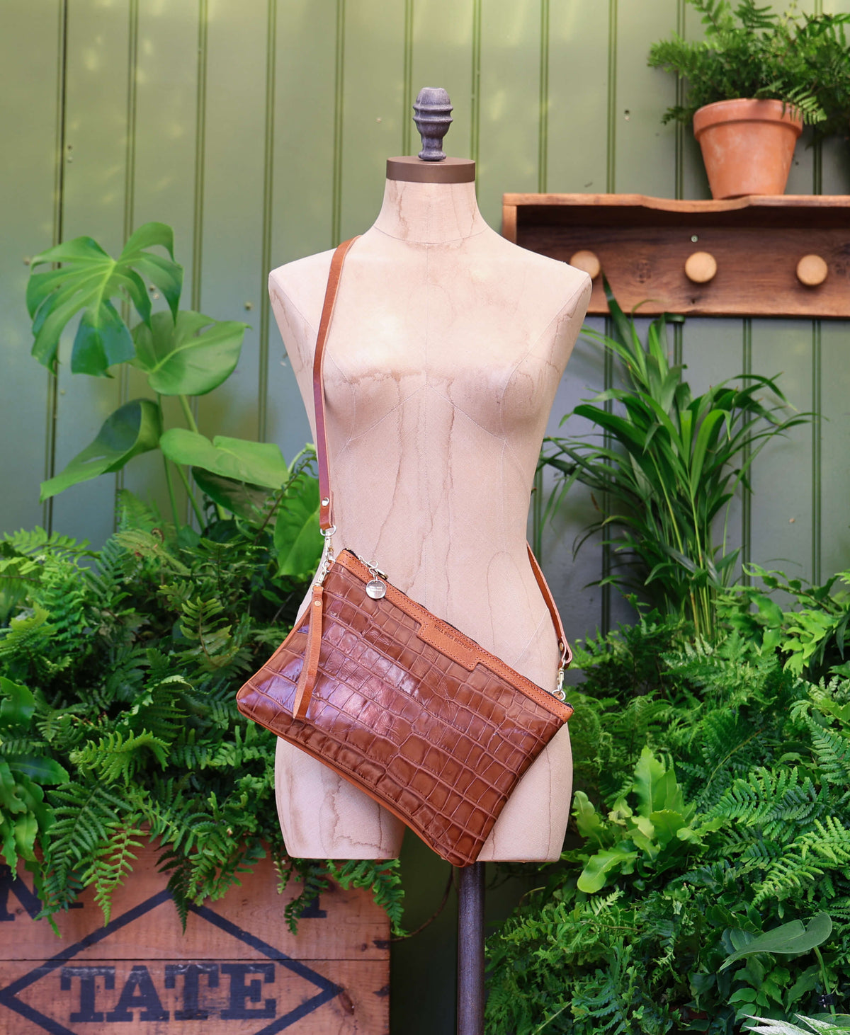Oversized Diana 2 in 1 Clutch - Tan Croc