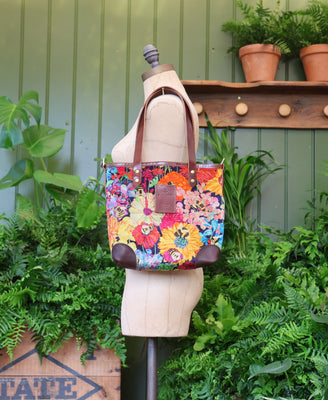 Small Tote - Bumblebee Garden in Midday Sun - Brown Leather